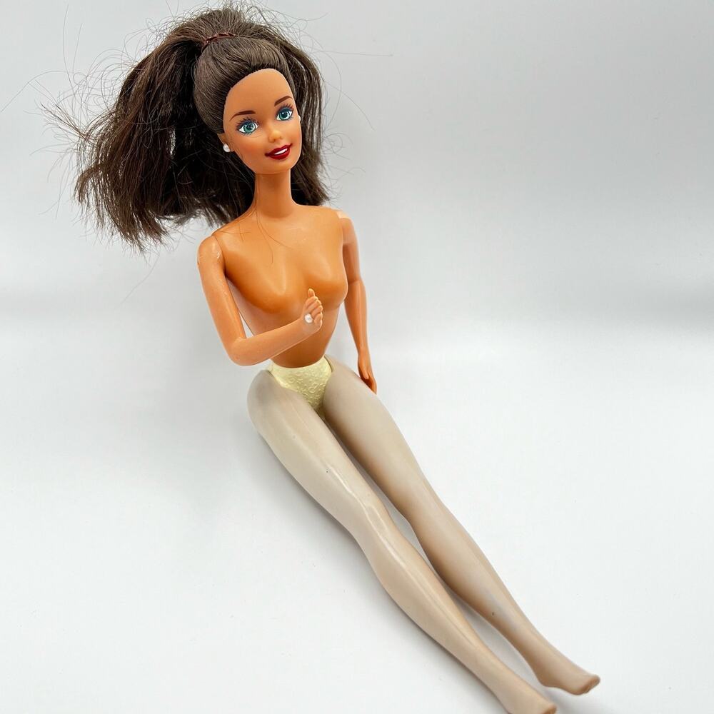 Vintage 1966 Barbie Doll Brunette Ballerina Legs Pearl Earrings & Ring Naked